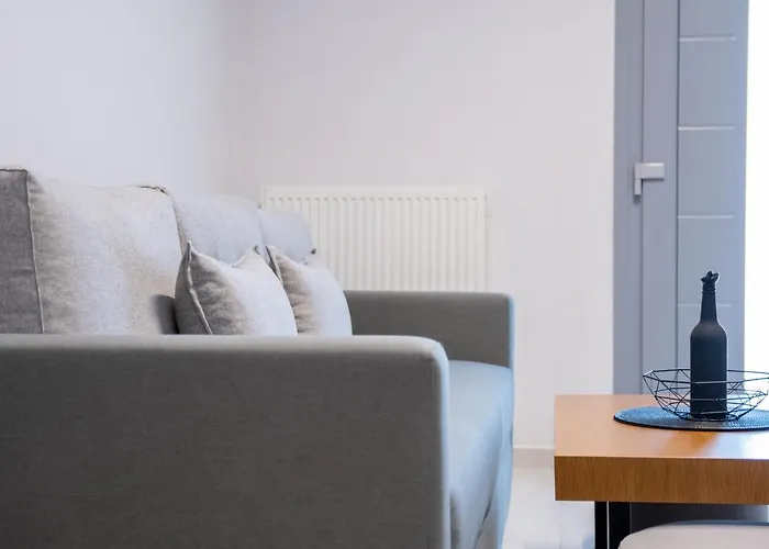 Pantzos House * פרדיסוס